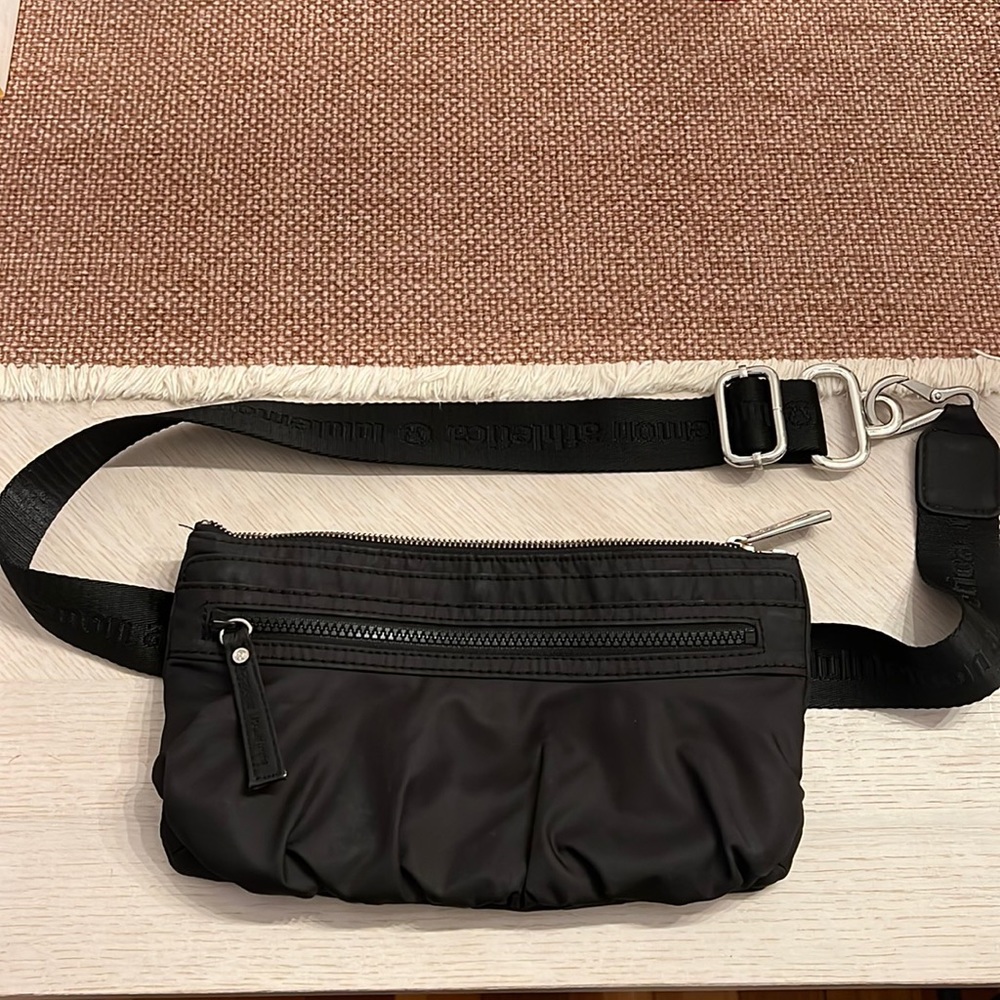 Lululemon Athletica Original Everywhere Black belt bag